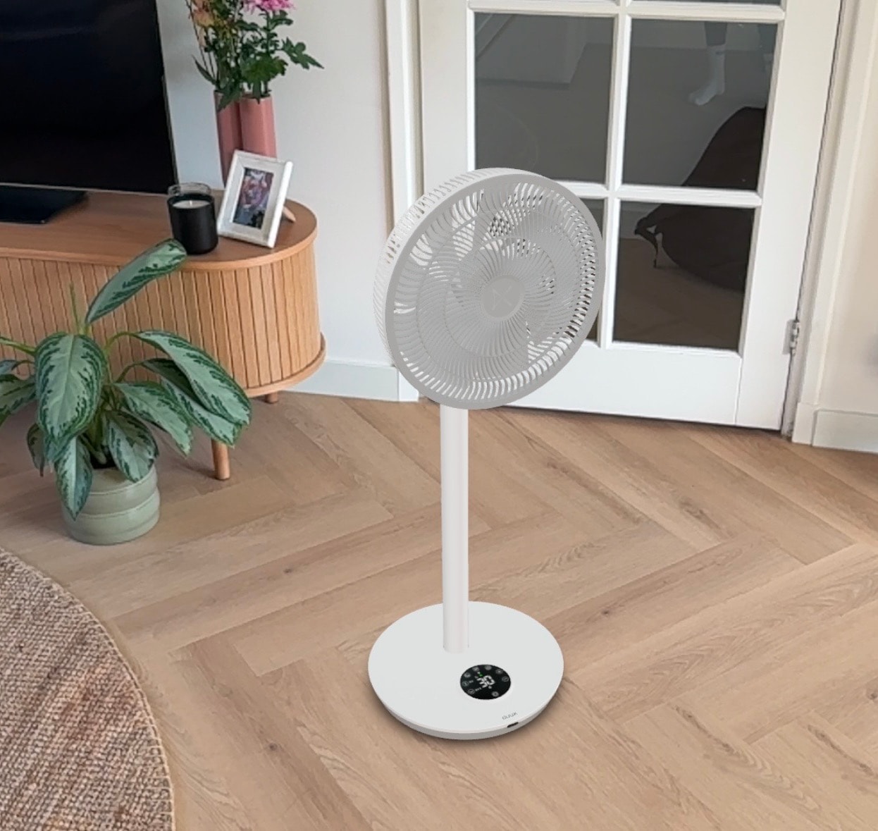 Een product getoond via AR op een telefoon vanuit een GLB-bestand
